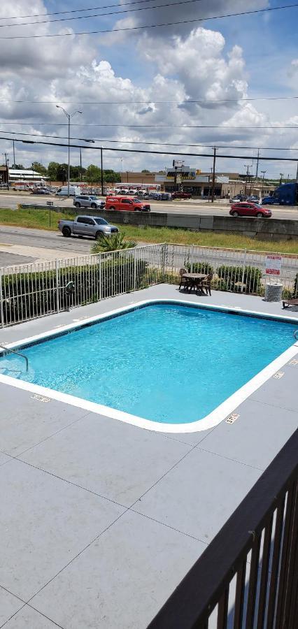 Econo Lodge San Antonio Exterior foto